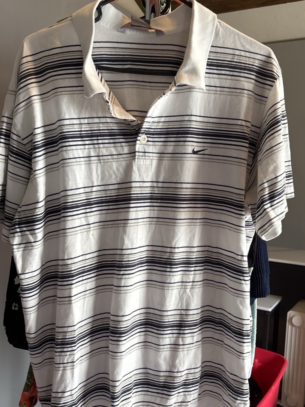 Nike Striped Polo in White & Blue Size XL Like New
